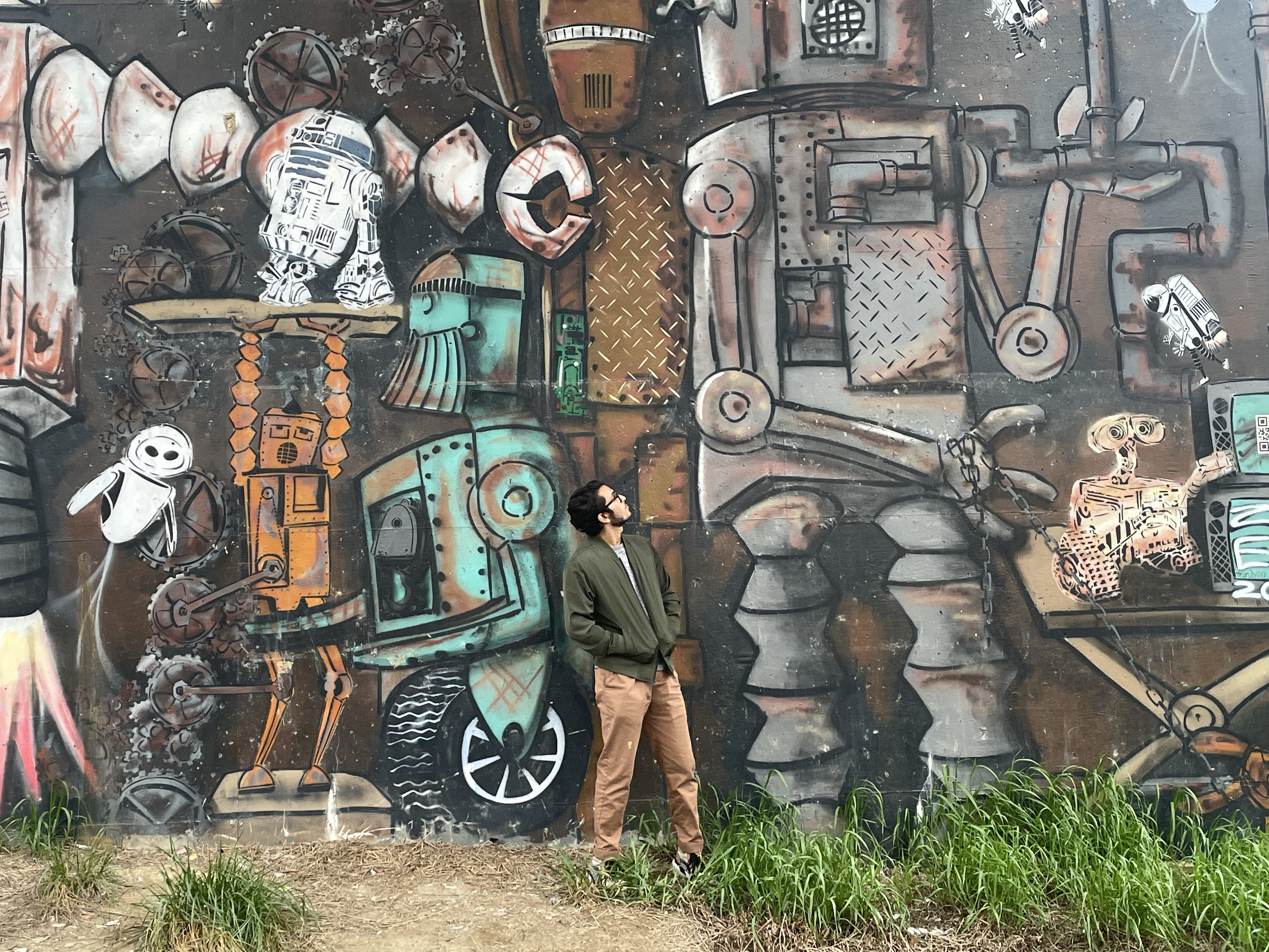 Robots mural in Lafayette